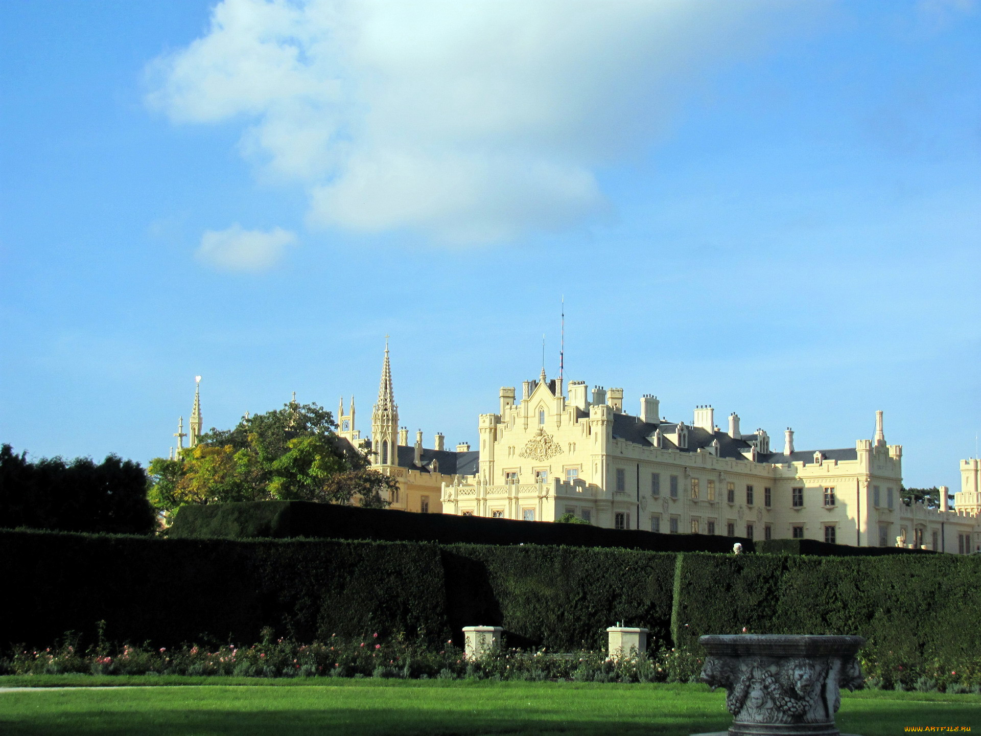lednice castle, ,   , , lednice, castle